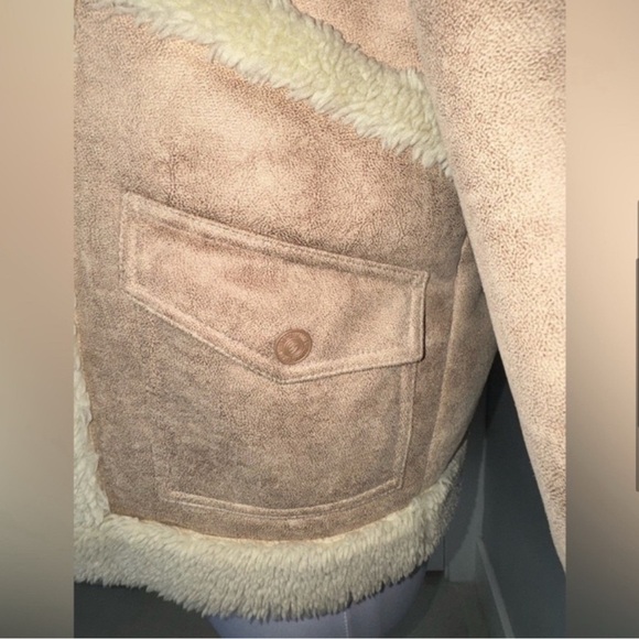 MOTHER The Patch Pocket Roamer Jacket in Beige Multi - Picture 6 of 11